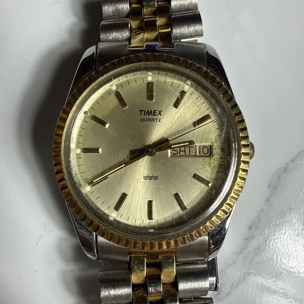Vintage Timex Quartz Mens Watch Two Tone Gold Silver Day Date Jubilee Needs Bat